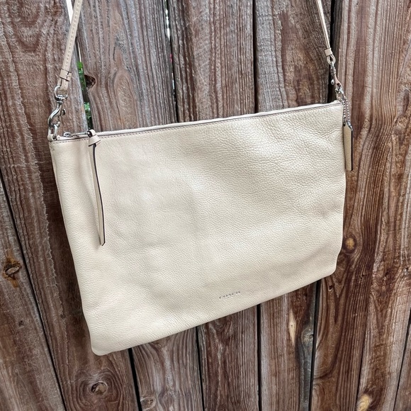 Coach Tan leather crossbody clutch - Picture 1 of 5